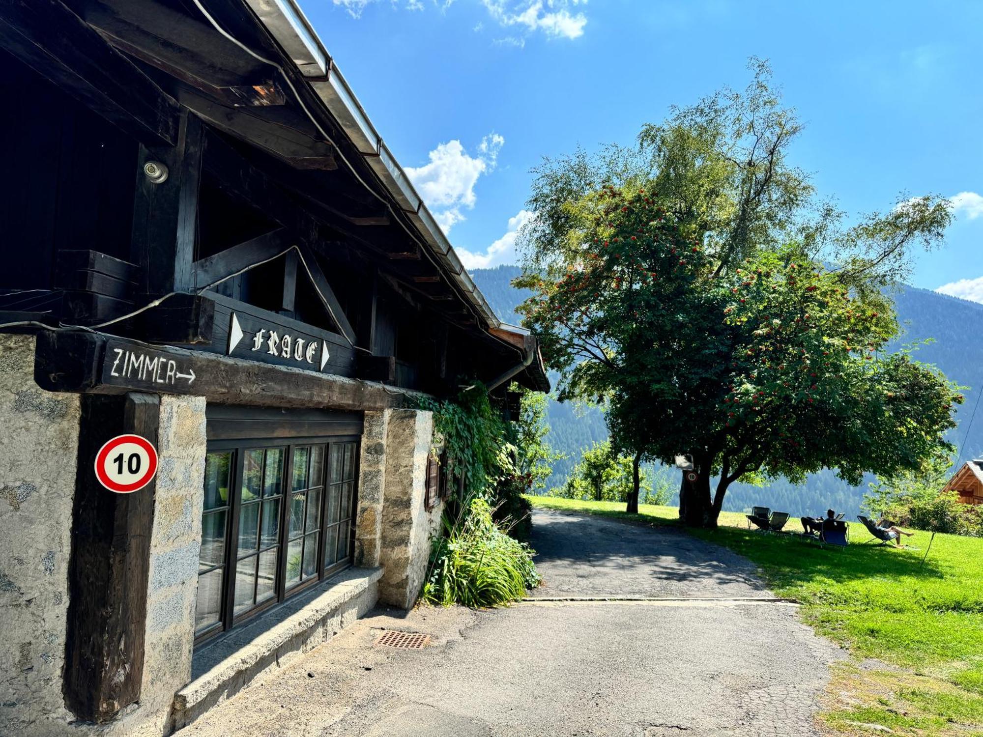Albergo Ristorante Al Frate Da Streza Madonna di Campiglio Luaran gambar