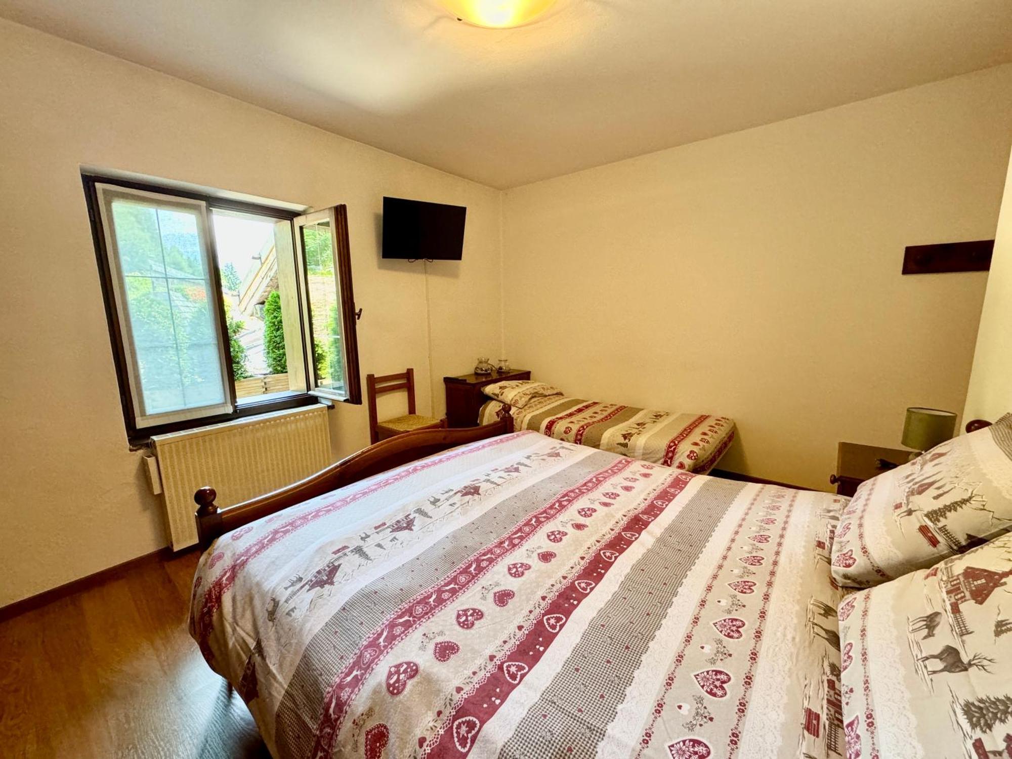 Albergo Ristorante Al Frate Da Streza Madonna di Campiglio Luaran gambar