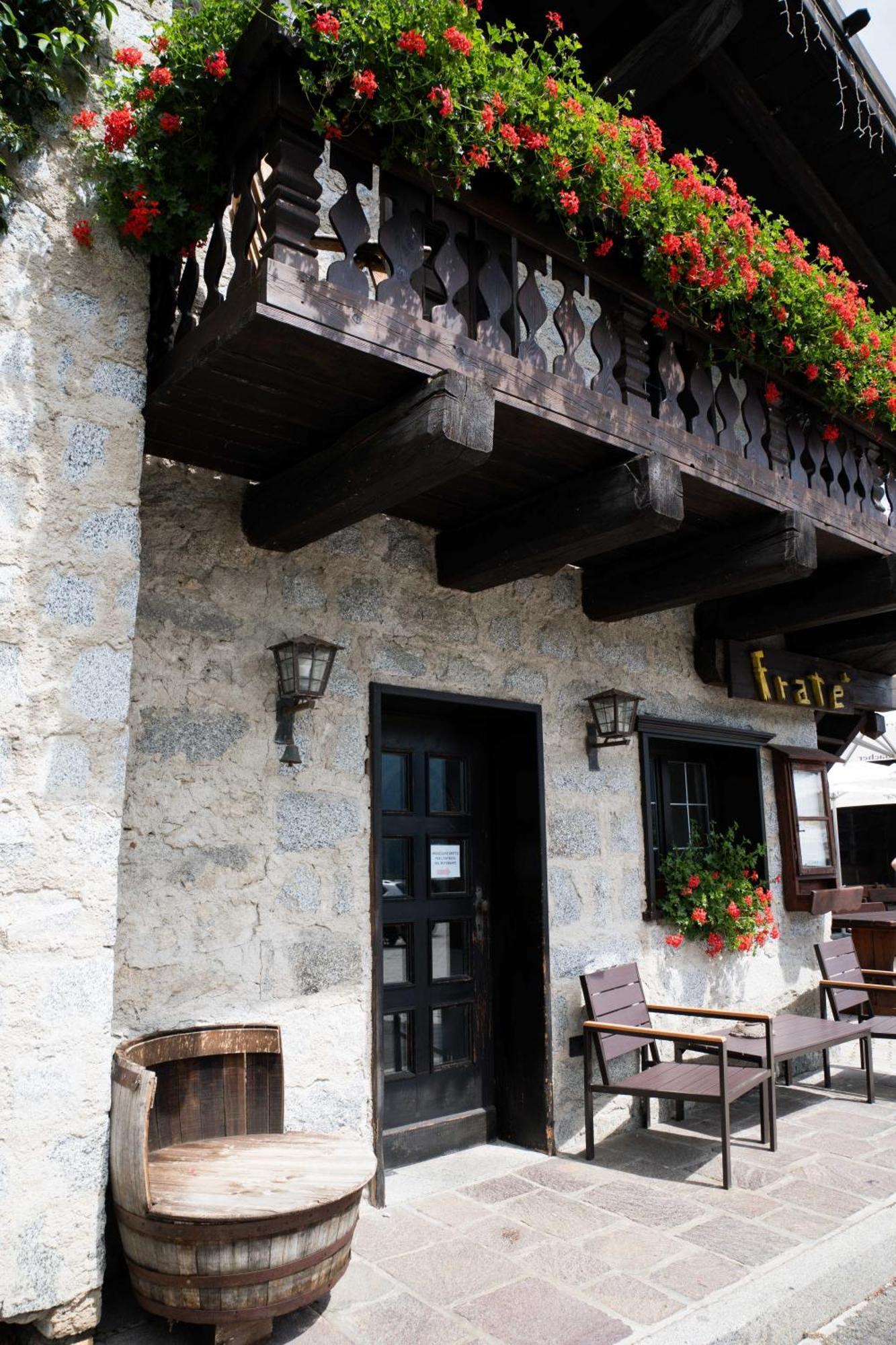 Albergo Ristorante Al Frate Da Streza Madonna di Campiglio Luaran gambar