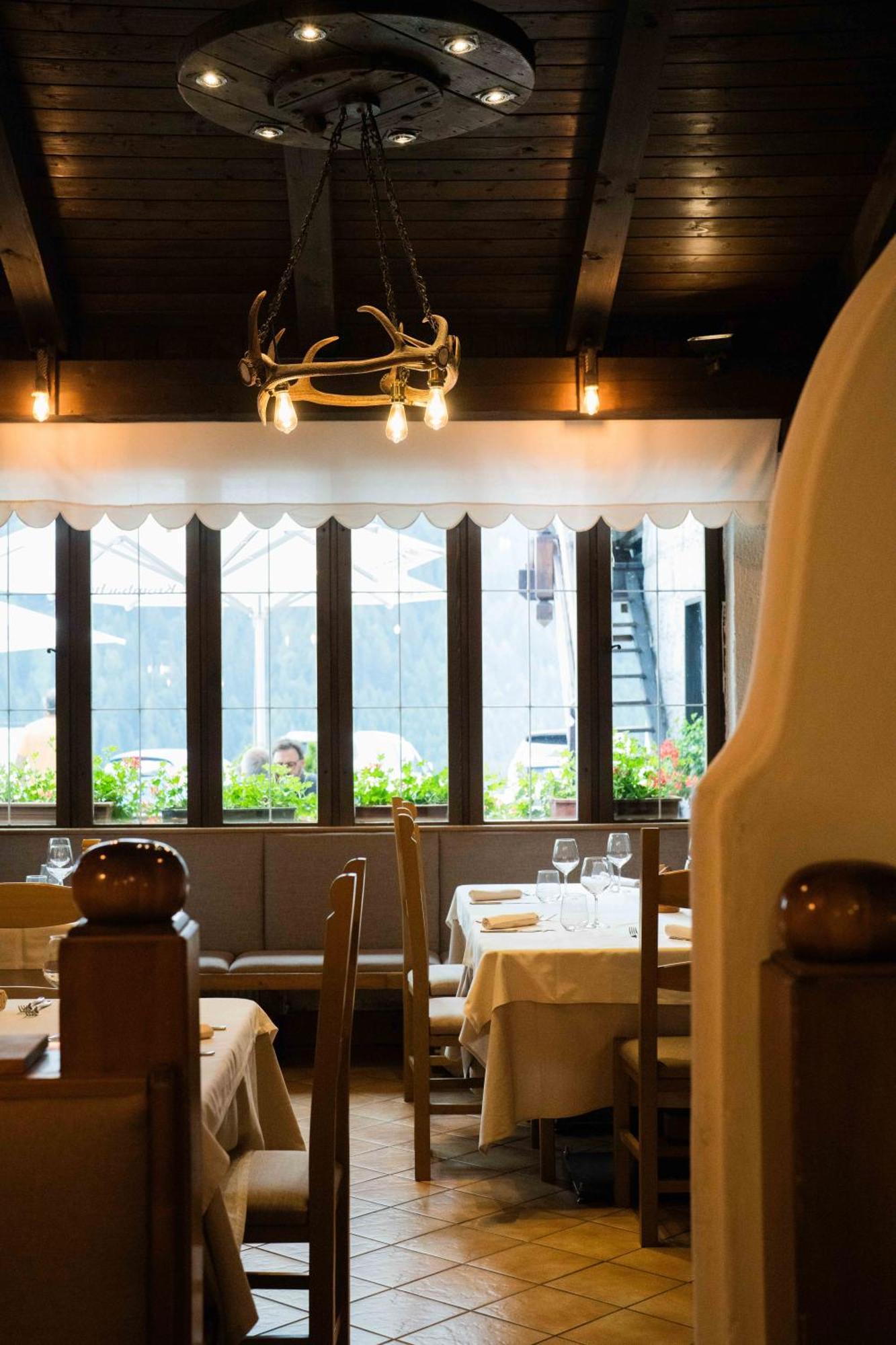 Albergo Ristorante Al Frate Da Streza Madonna di Campiglio Luaran gambar